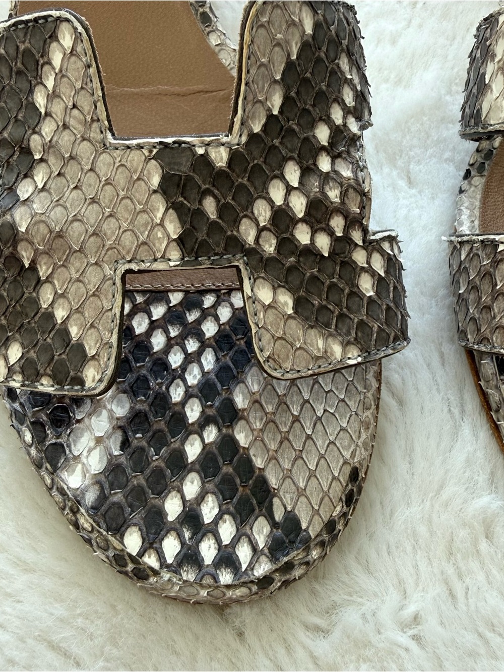Hermes brown python oasis sandals  women size 38 EU Authentic Retail 3200$ - Picture 2 of 8